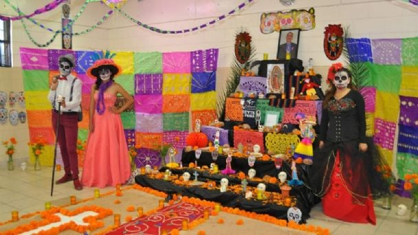 En Tlaxcala celebran tradiciones desde la educación&nbsp;básica