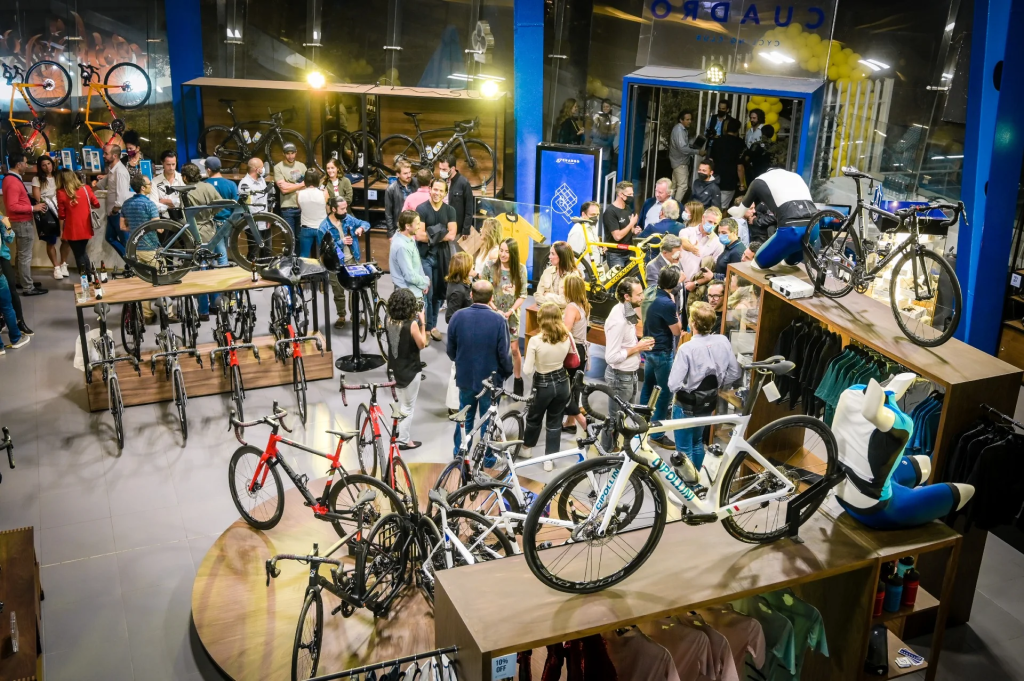 Abre la nueva sucursal Cuadro Cycling Club de la mano de Liverpool&nbsp;Polanco