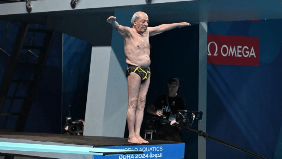 Clavadista de 100 años participa en el Campeonato Mundial de Natación&nbsp;2024